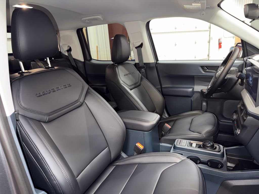 New 2026 Ford Maverick Lariat w/ Black Appearance Package AWD/4WD image 20