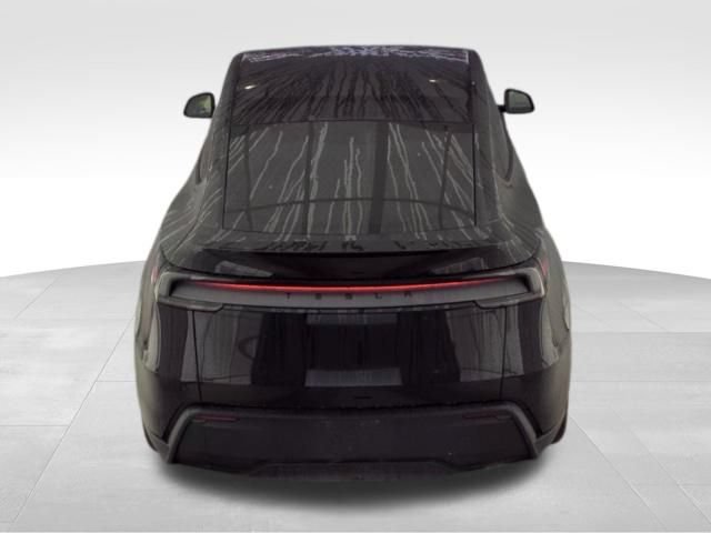 Used 2026 Tesla Model Y 2WD image 7