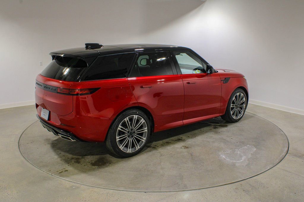 New 2026 Land Rover Range Rover Sport Dynamic SE image 5
