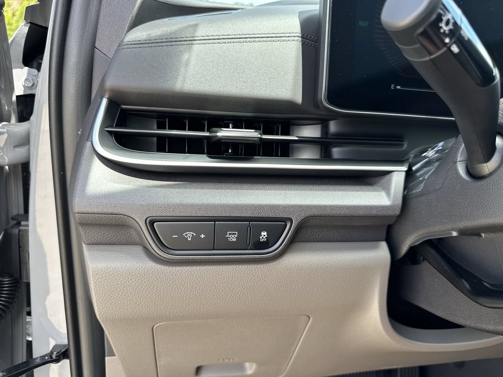 New 2026 Kia Carnival EX FWD image 26