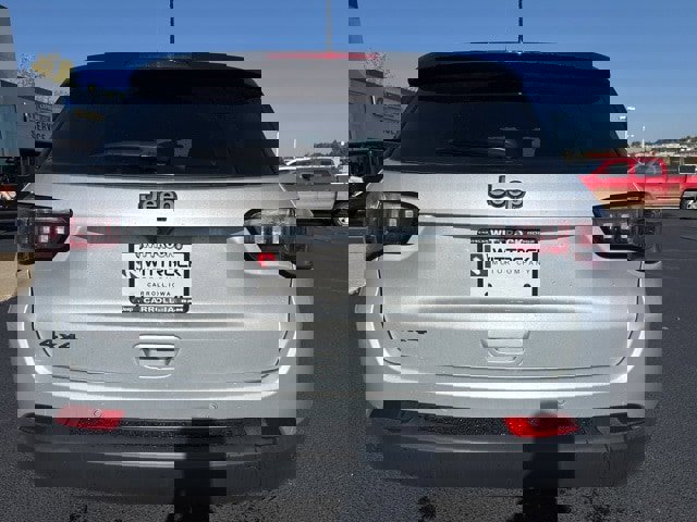 New 2026 Jeep Compass Limited image 7