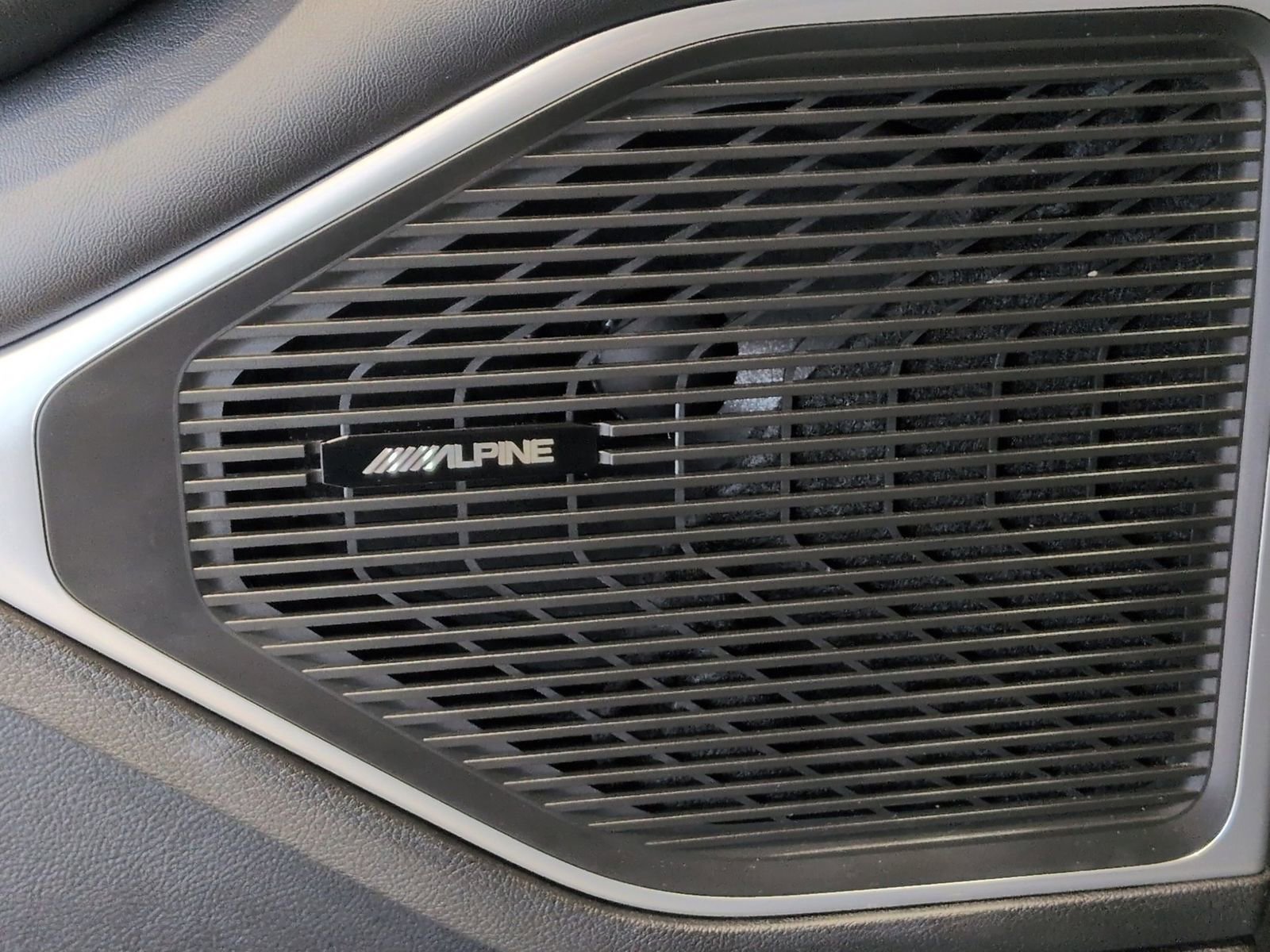 Used 2024 Jeep Wagoneer Series II image 38