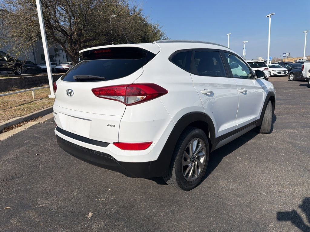 Used 2017 Hyundai Tucson SE image 3