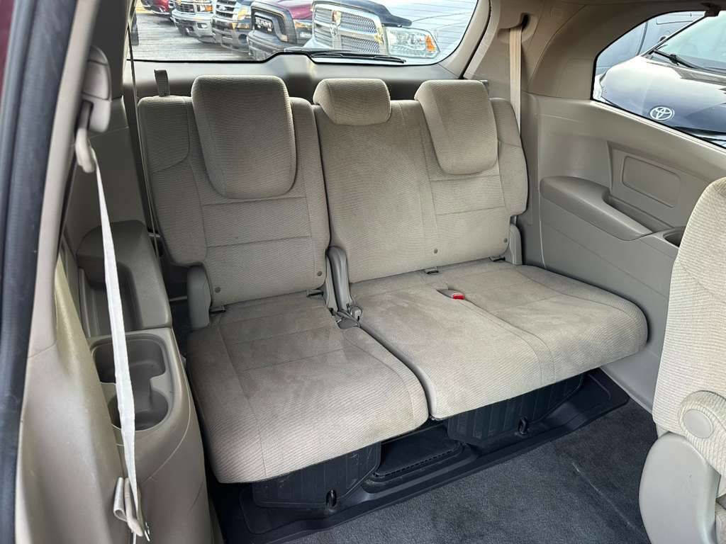 Used 2012 Honda Odyssey LX image 23