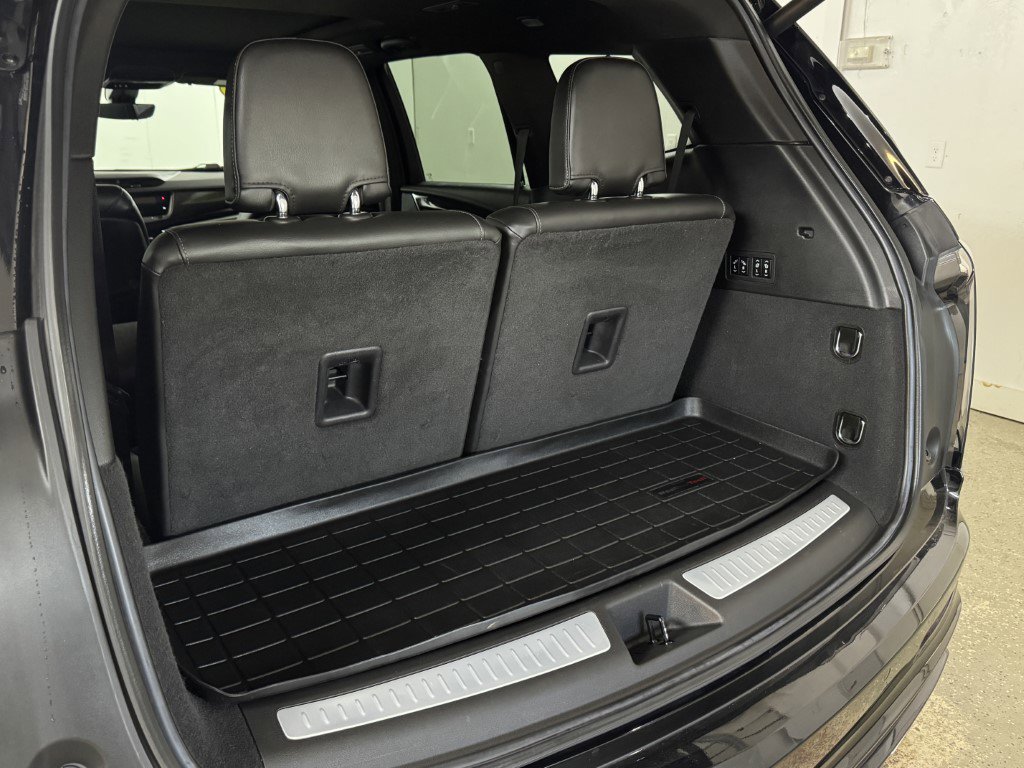 Used 2022 Cadillac XT6 Sport w/ Technology Package image 40