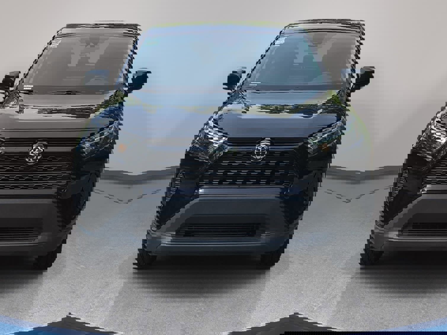 Used 2023 Toyota RAV4 LE image 2