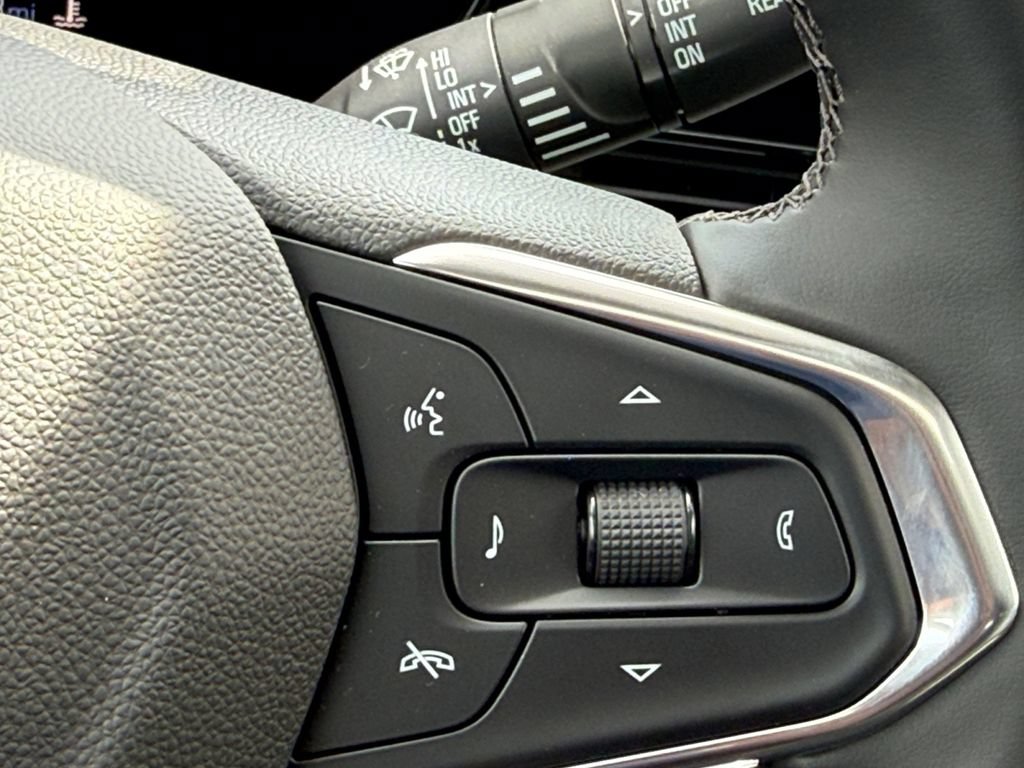 New 2026 Chevrolet Trax LT w/ Sunroof Package FWD image 19