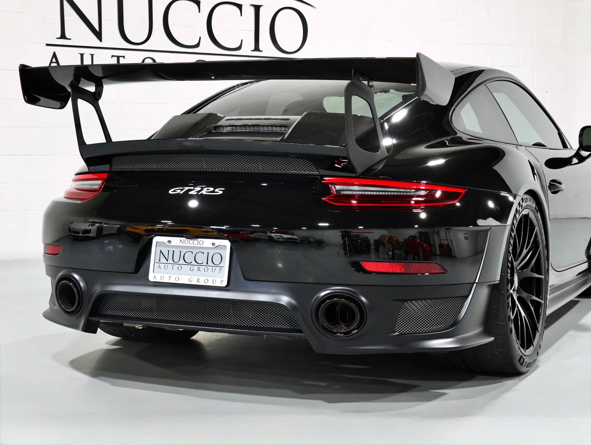 Used 2018 Porsche 911 GT2 RS RWD image 83