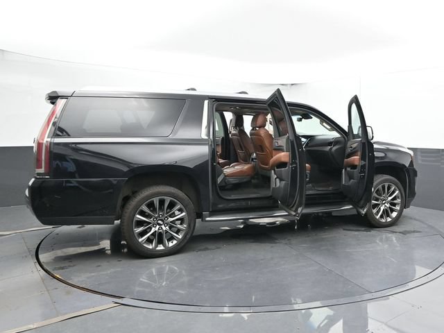 Used 2018 Cadillac Escalade ESV Premium Luxury AWD/4WD image 57