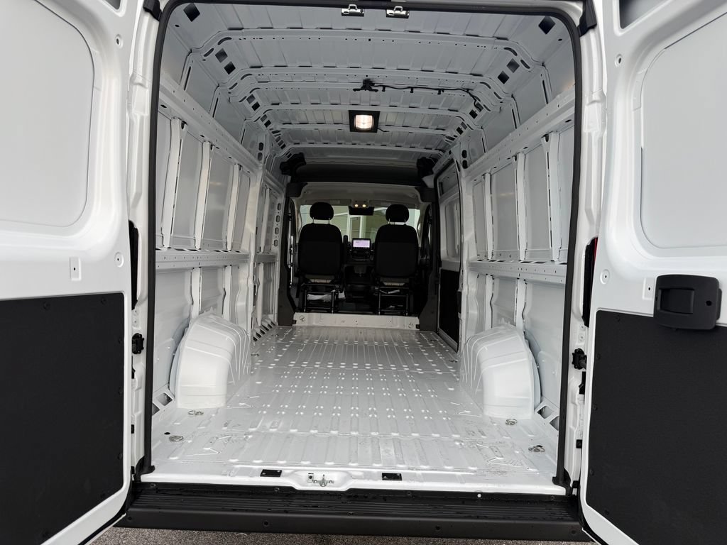 New 2026 RAM ProMaster 3500 w/ Quick Order Package 22G SLT FWD image 17