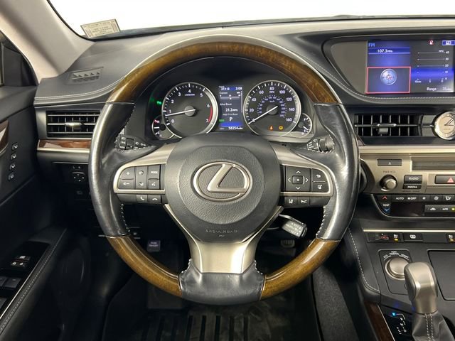 Used 2016 Lexus ES 350 w/ Luxury Package w/Wood Trim image 7