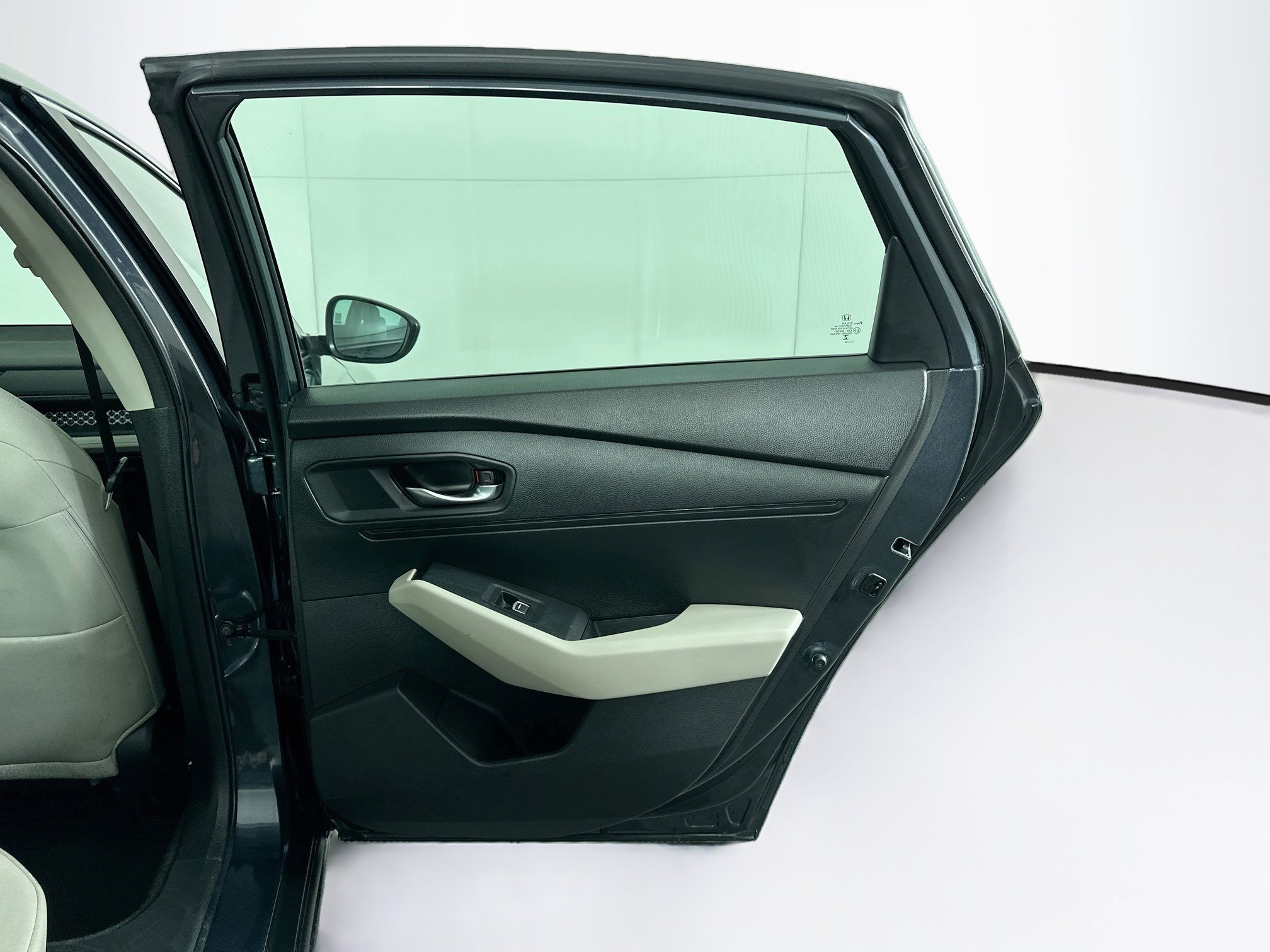 Used 2023 Honda Accord LX image 28