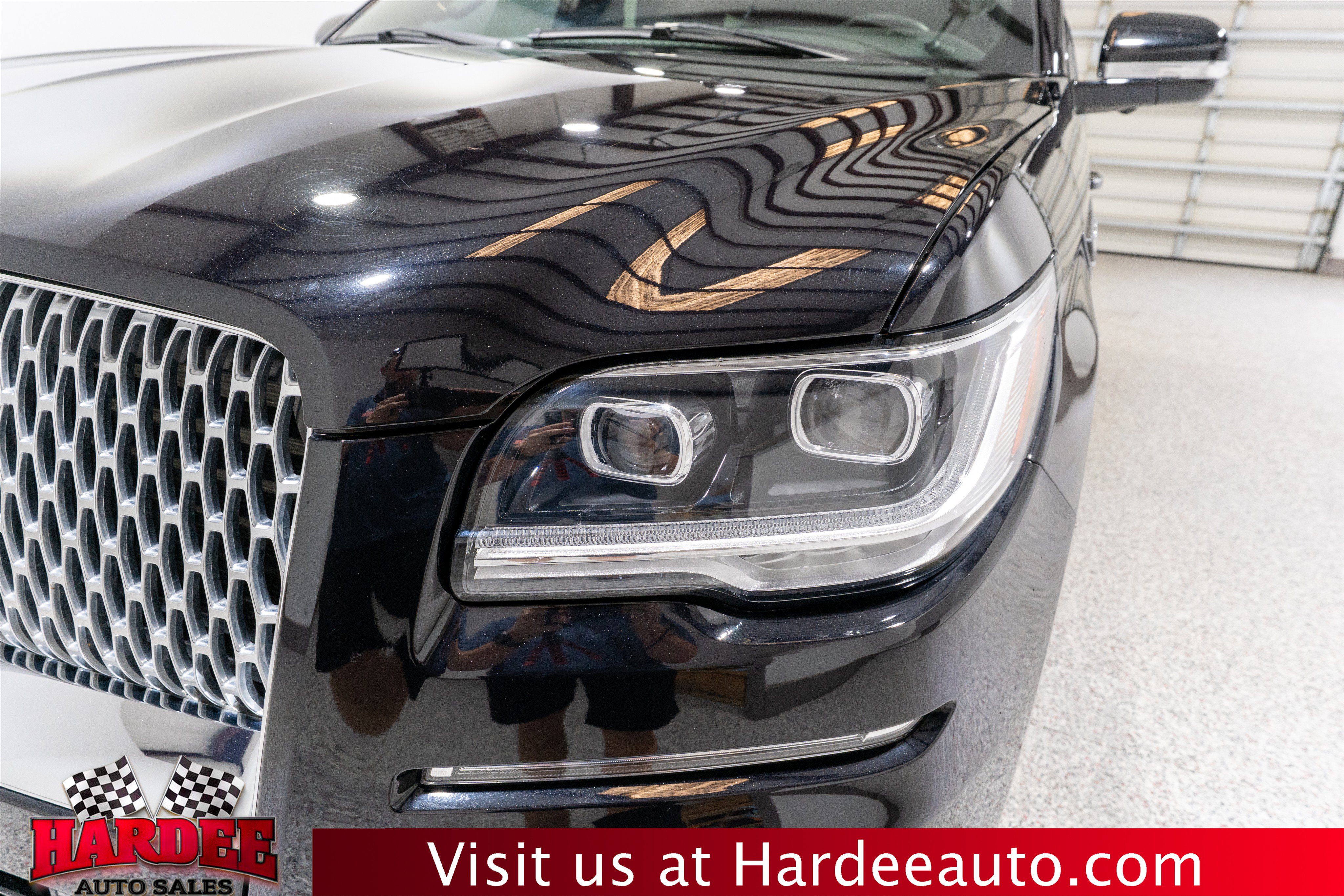Used 2024 Lincoln Navigator Reserve AWD/4WD image 8