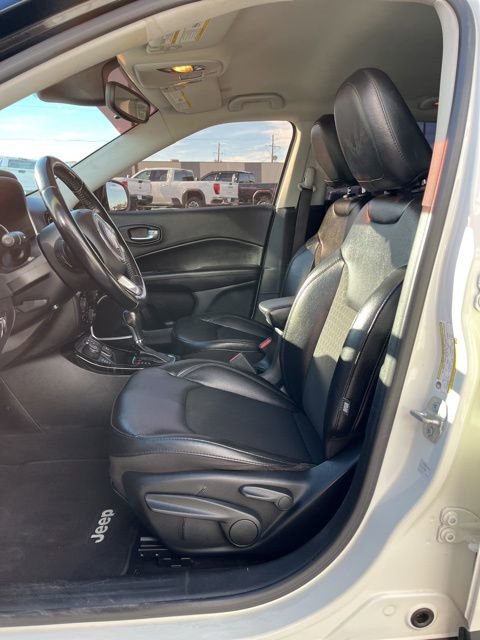 Used 2020 Jeep Compass Latitude AWD/4WD image 29