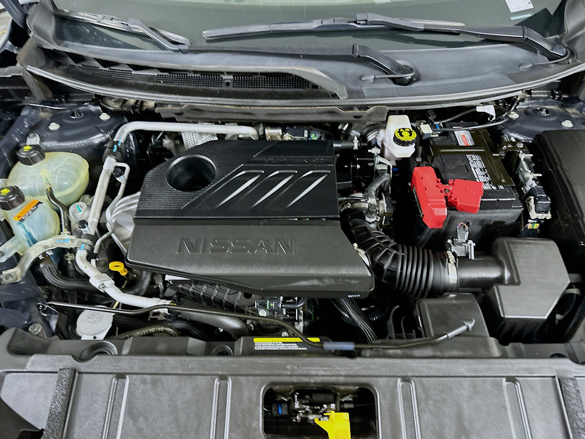 Used 2023 Nissan Rogue SV FWD image 31