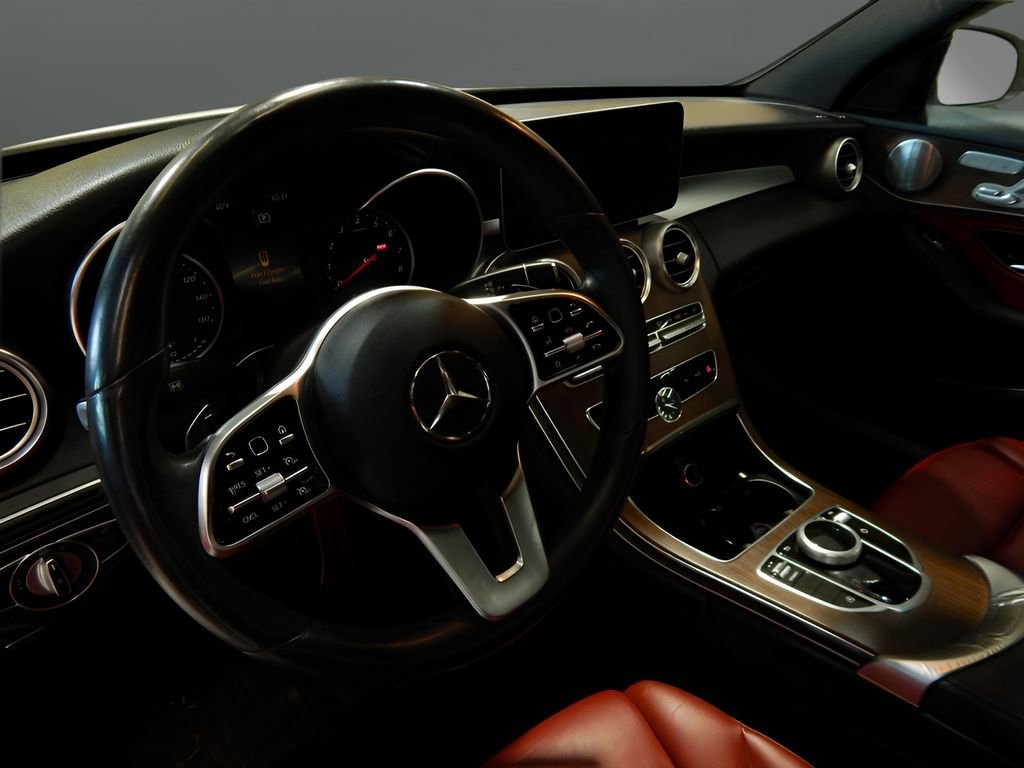 Used 2019 Mercedes-Benz C 300 4MATIC Sedan image 16
