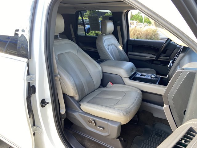 Used 2020 Ford Expedition Limited w/ Equipment Group 301A image 20