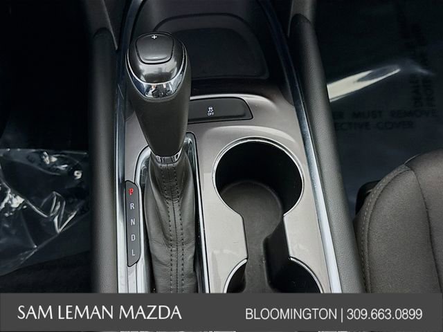 Used 2018 Chevrolet Malibu LT image 16