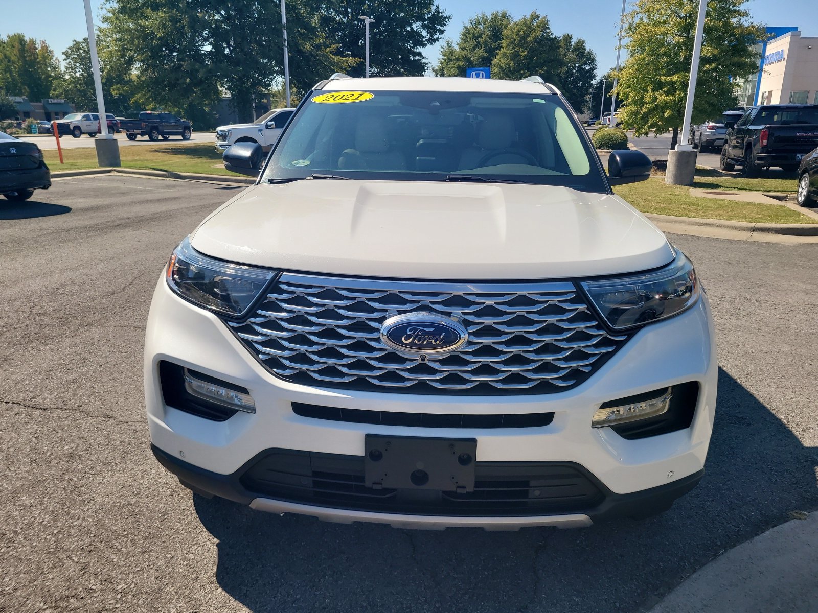 Used 2021 Ford Explorer Platinum w/ Equipment Group 601A AWD/4WD image 8