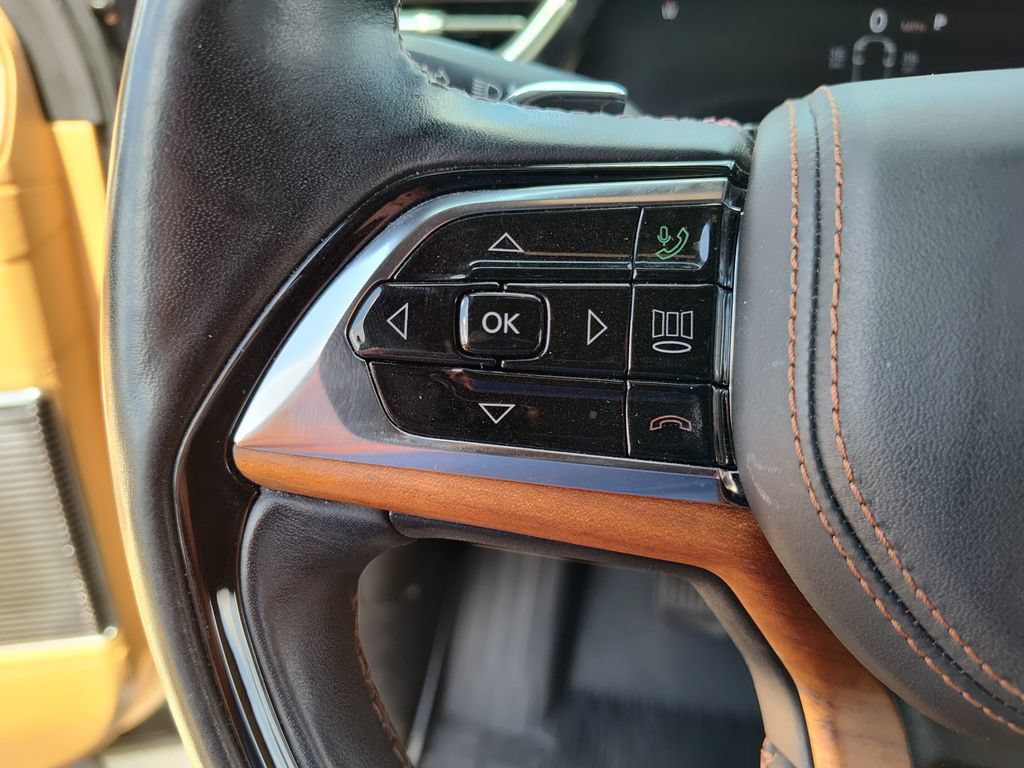 Used 2021 Jeep Grand Cherokee L Summit AWD/4WD image 26