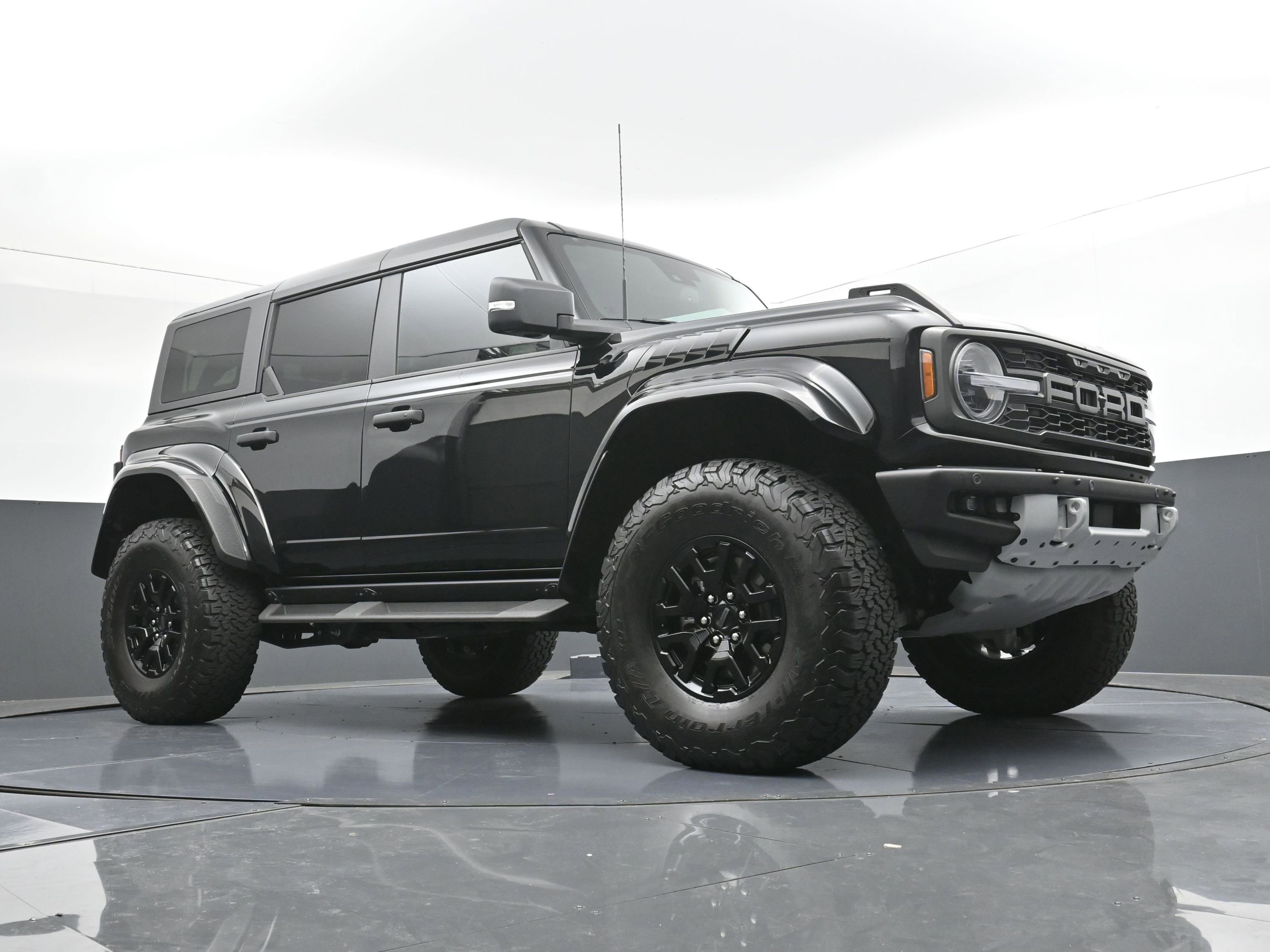 Used 2024 Ford Bronco Raptor image 26