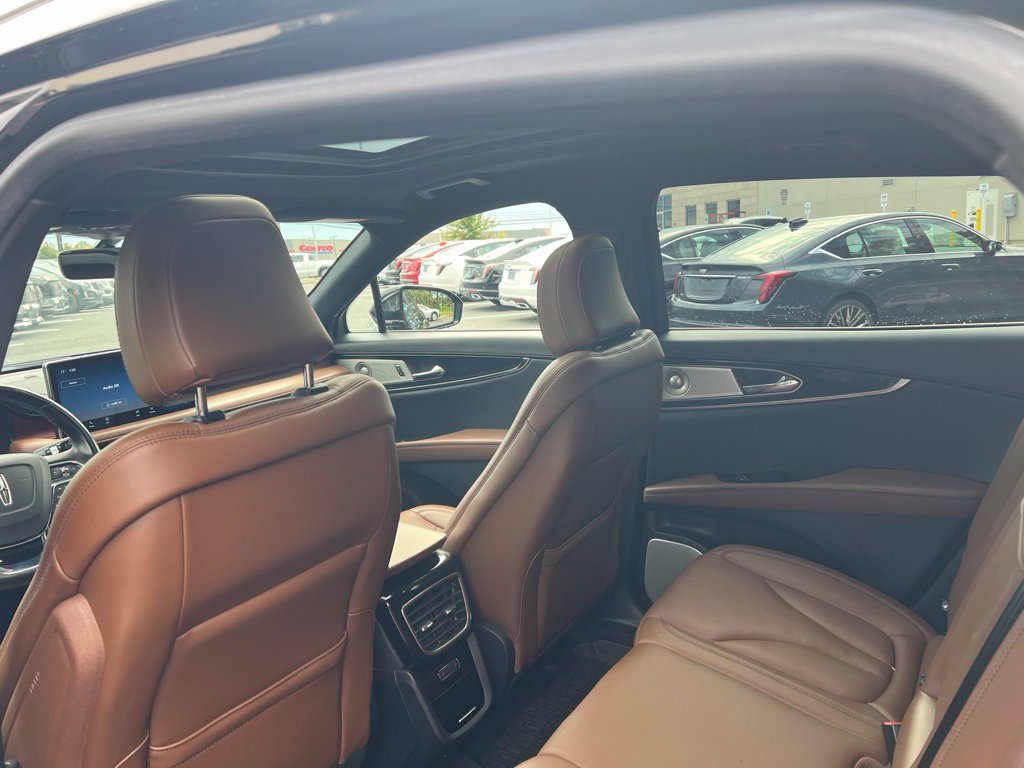 Used 2023 Lincoln Nautilus Reserve w/ Equipment Group 202A AWD/4WD image 18