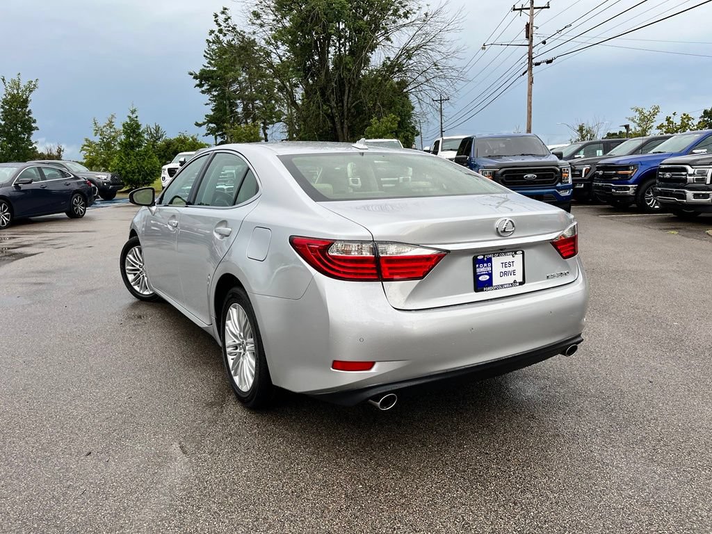 Used 2013 Lexus ES 350 w/ Premium Pkg FWD image 4