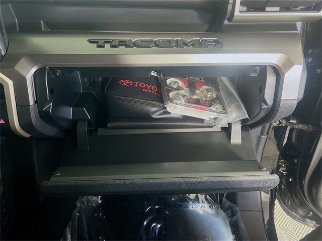 Used 2024 Toyota Tacoma TRD Sport image 30