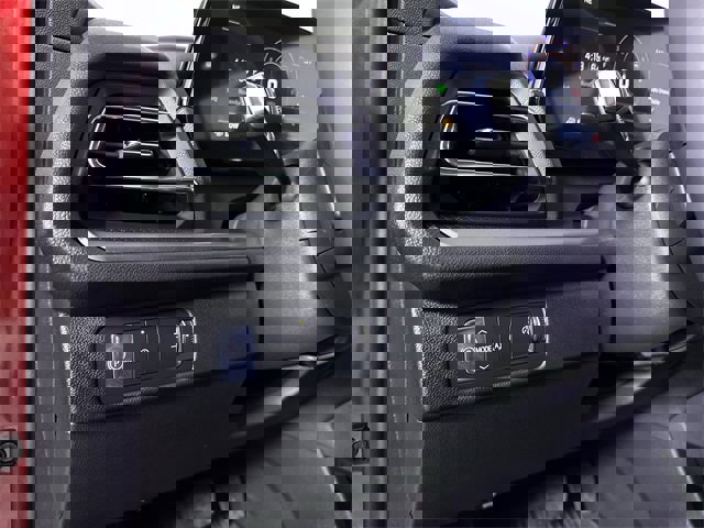 New 2026 Chevrolet Traverse LT w/ Sun and Wheel Package image 18