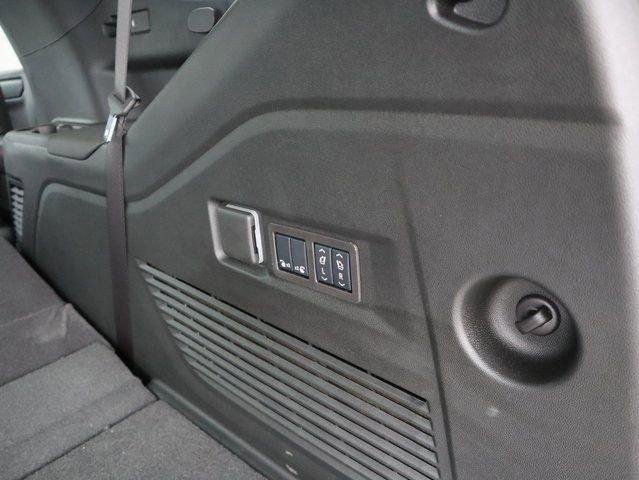 New 2025 GMC Yukon AT4 Ultimate image 11