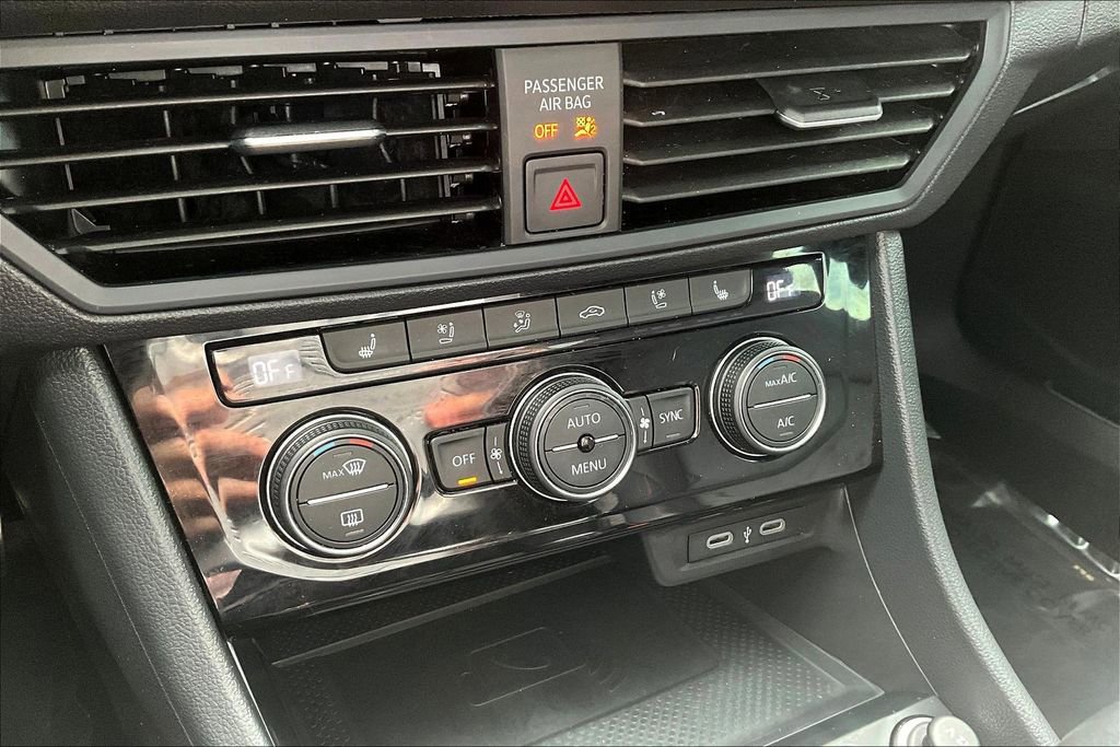 Used 2023 Volkswagen Jetta GLI Autobahn FWD image 37