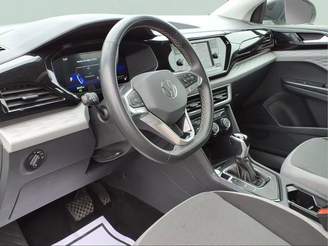 Used 2024 Volkswagen Taos S image 8