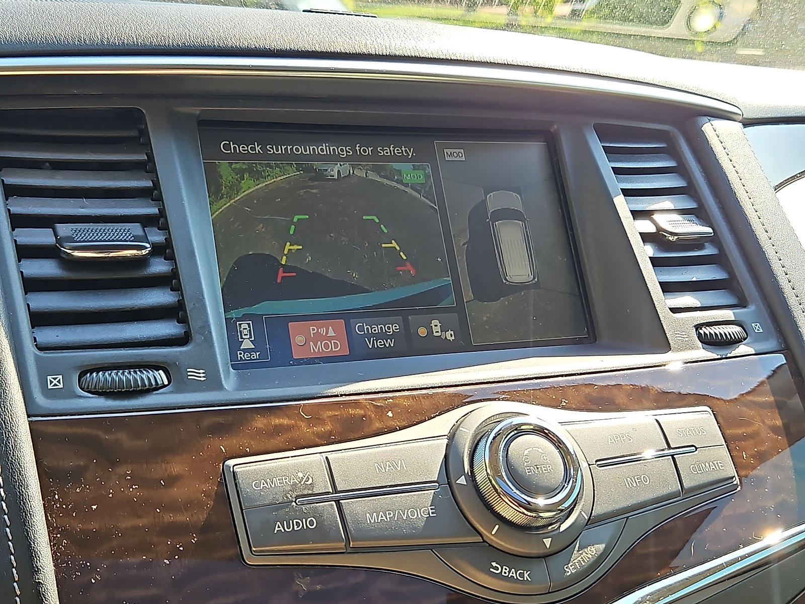 Certified 2020 Nissan Armada SL w/ Premium Package AWD/4WD image 19