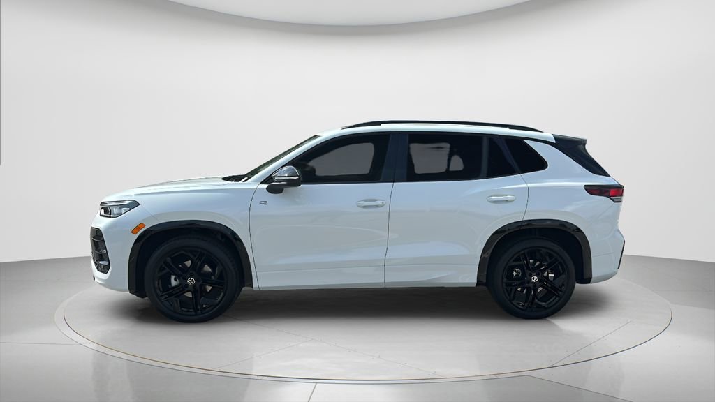 New 2026 Volkswagen Tiguan SE R-Line image 7