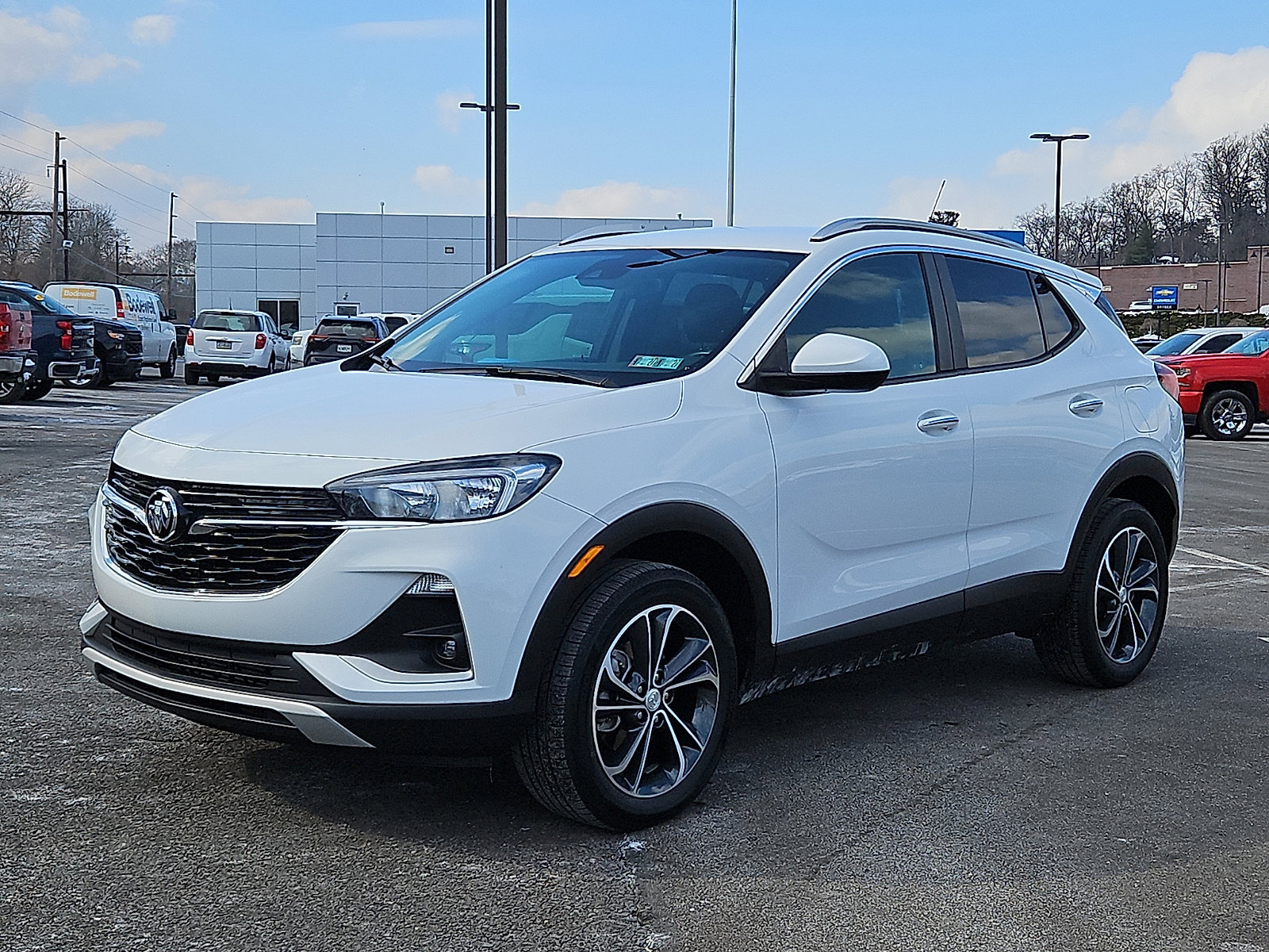 Used 2023 Buick Encore GX Select w/ Safety Package II image 3