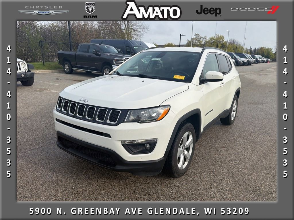 Used 2018 Jeep Compass Latitude AWD/4WD image 1
