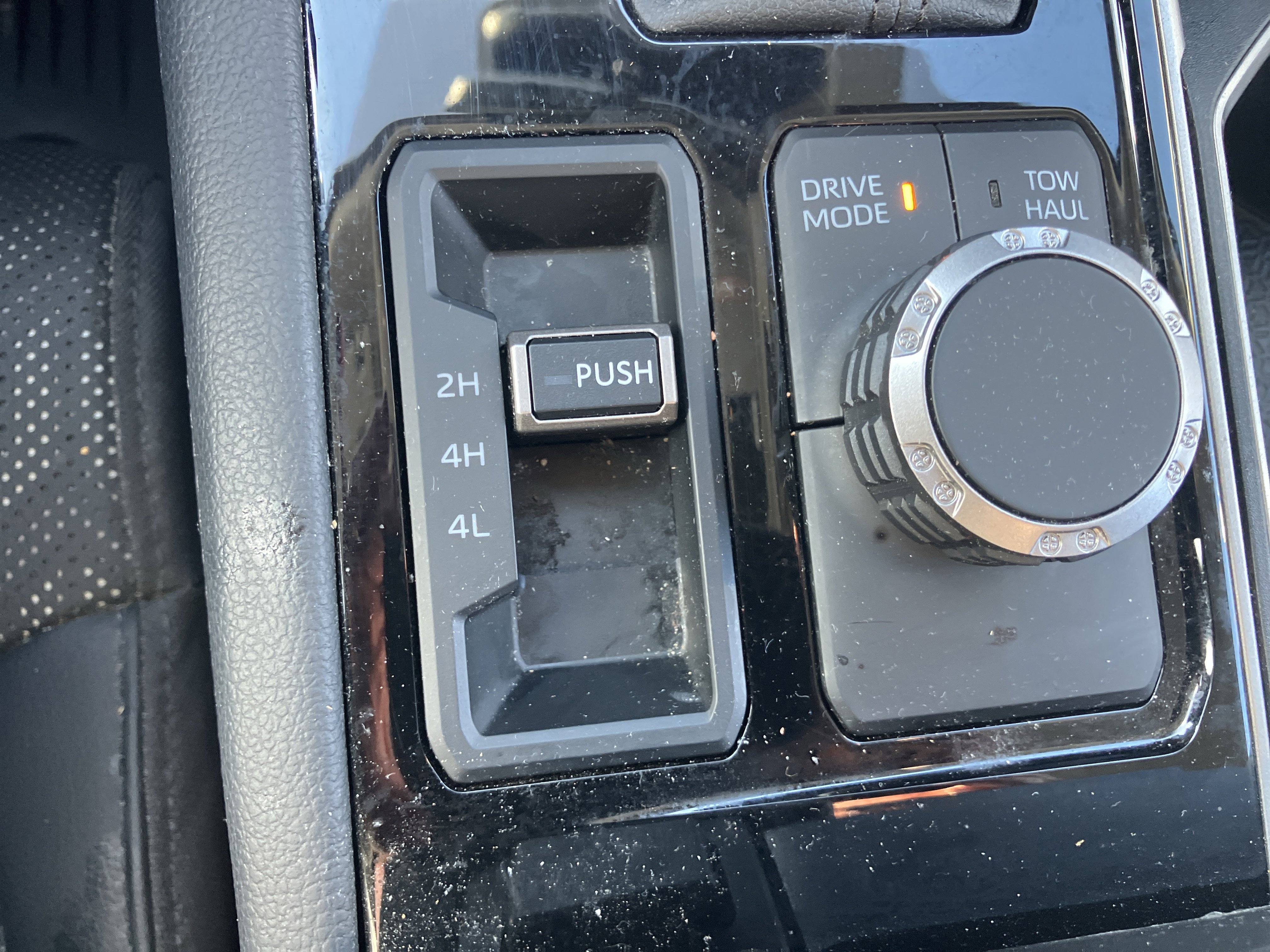 Used 2024 Toyota Tundra Limited image 24