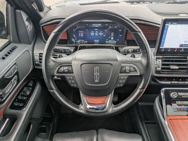 Used 2024 Lincoln Navigator Reserve image 20