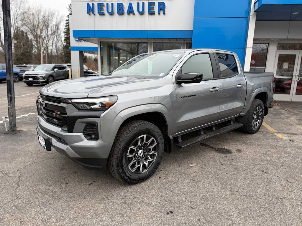 Used 2026 Chevrolet Colorado Z71 image 1