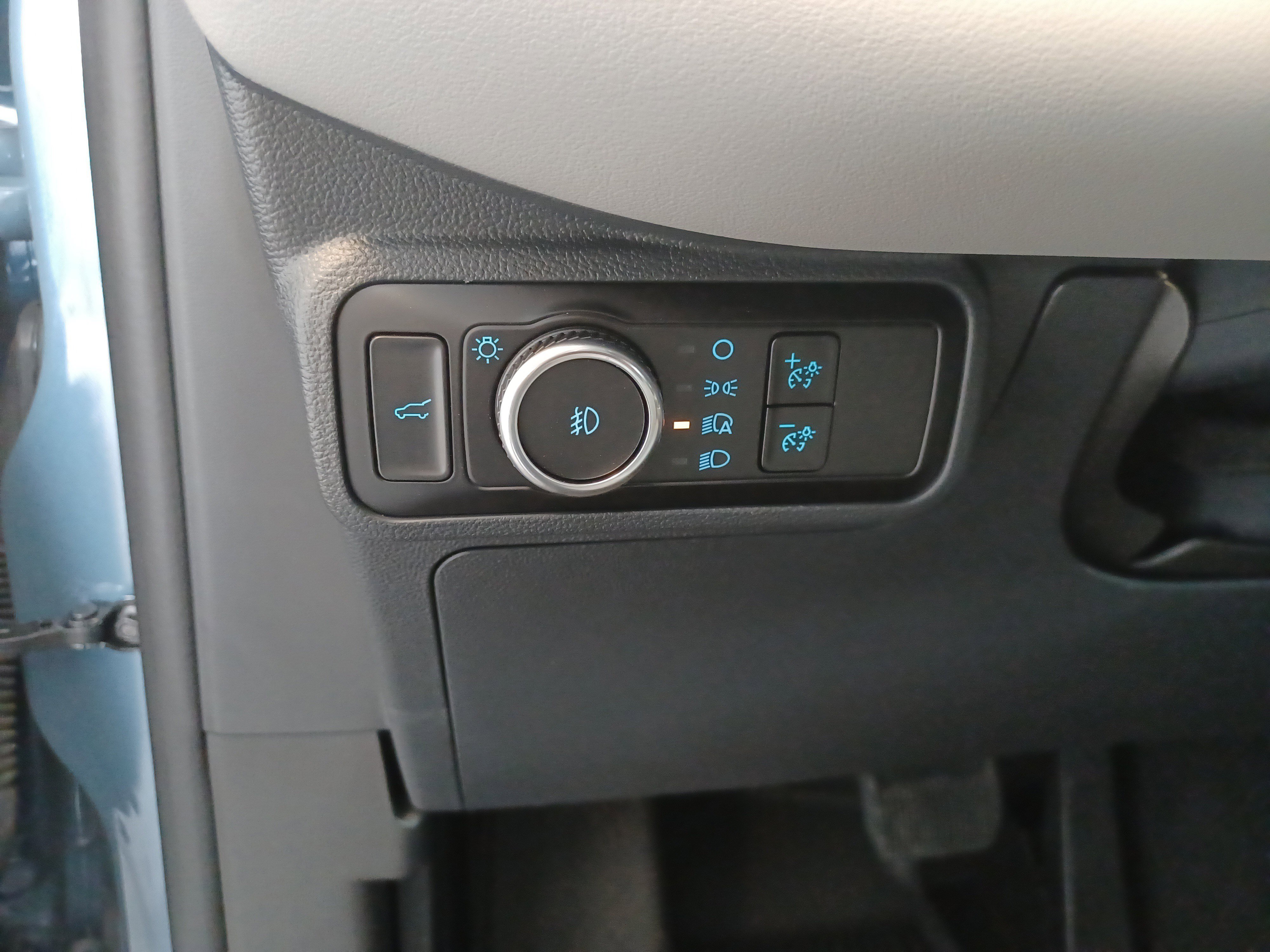 New 2025 Ford Explorer Active w/ Active Comfort Package image 20