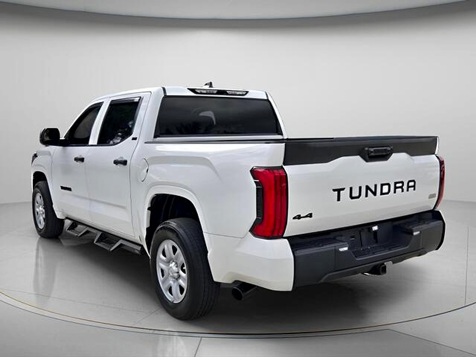 Used 2023 Toyota Tundra SR w/ SR Tow Package AWD/4WD image 4