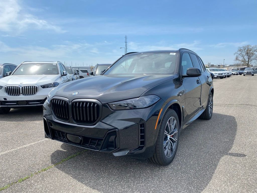 New 2026 BMW X5 xDrive50e w/ M Sport Package AWD/4WD image 1