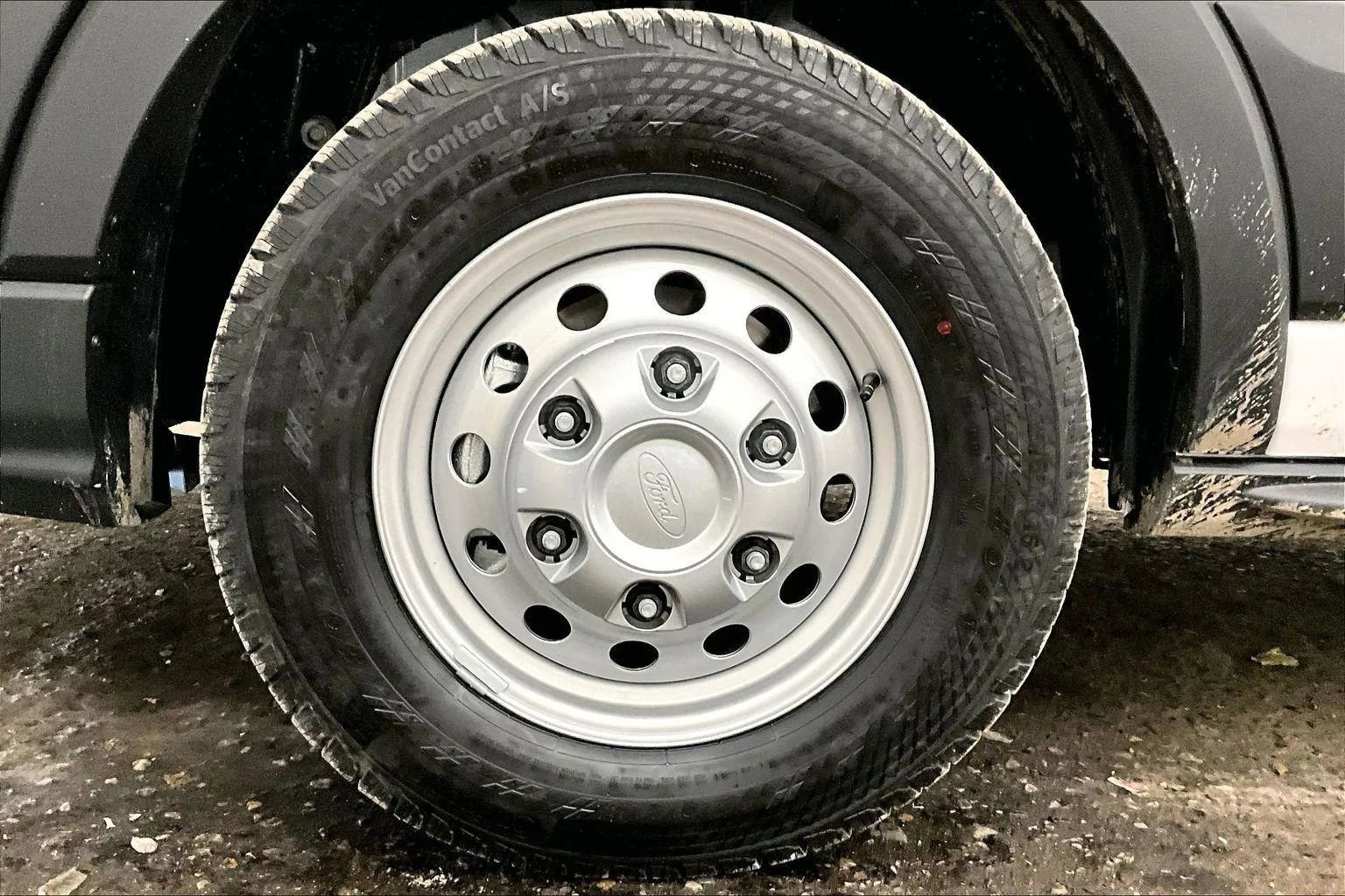 New 2026 Ford Transit 250 148 Medium Roof Extended AWD image 8