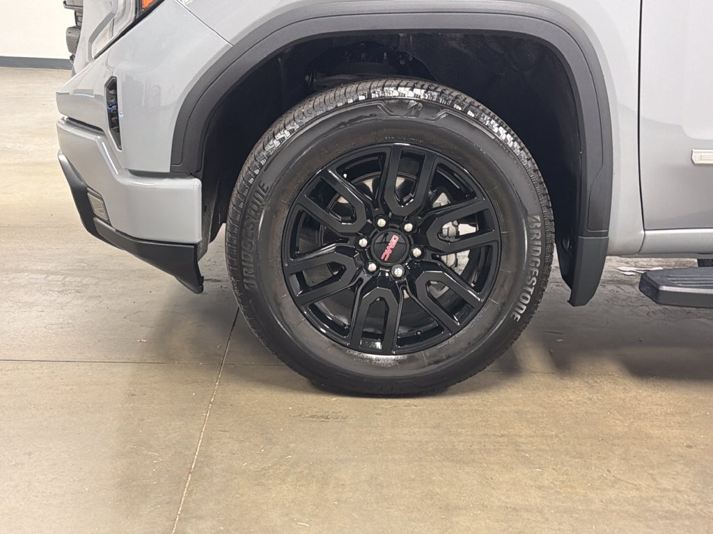 Used 2024 GMC Sierra 1500 Elevation AWD/4WD image 8
