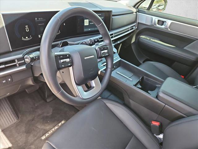 Certified 2025 Hyundai Santa Fe SEL image 9