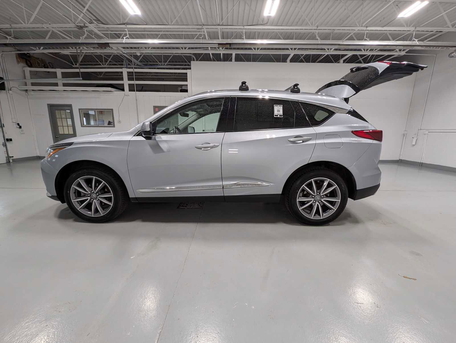 Used 2023 Acura RDX AWD w/ Technology Package image 12