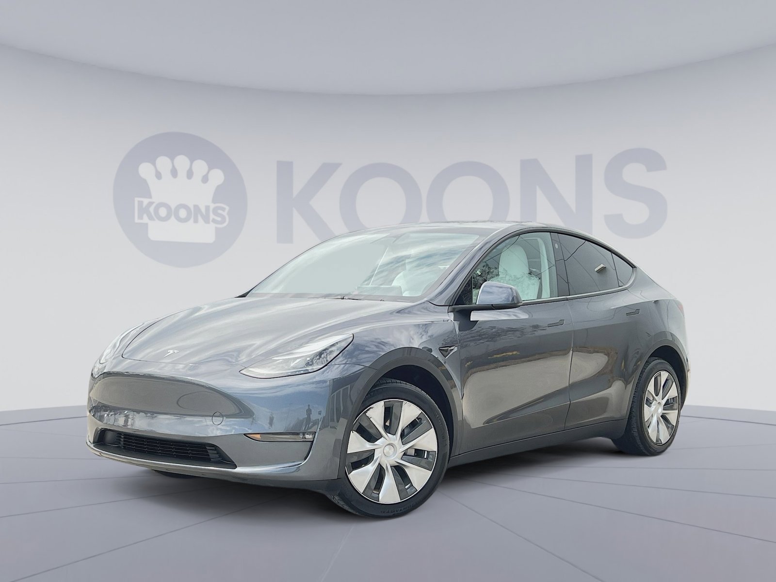 Used 2023 Tesla Model Y Long Range image 1