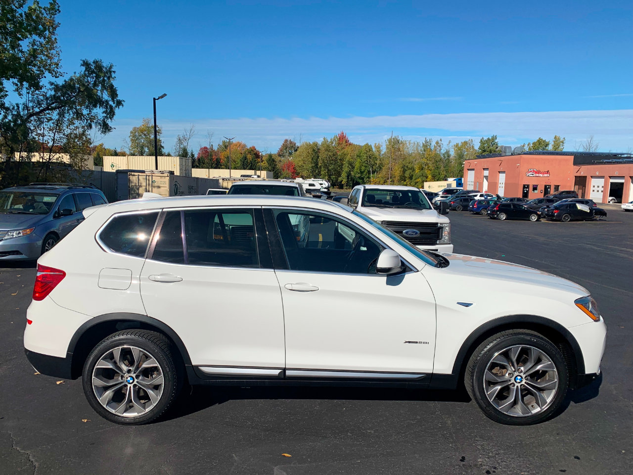 Used 2016 BMW X3 xDrive28i image 2