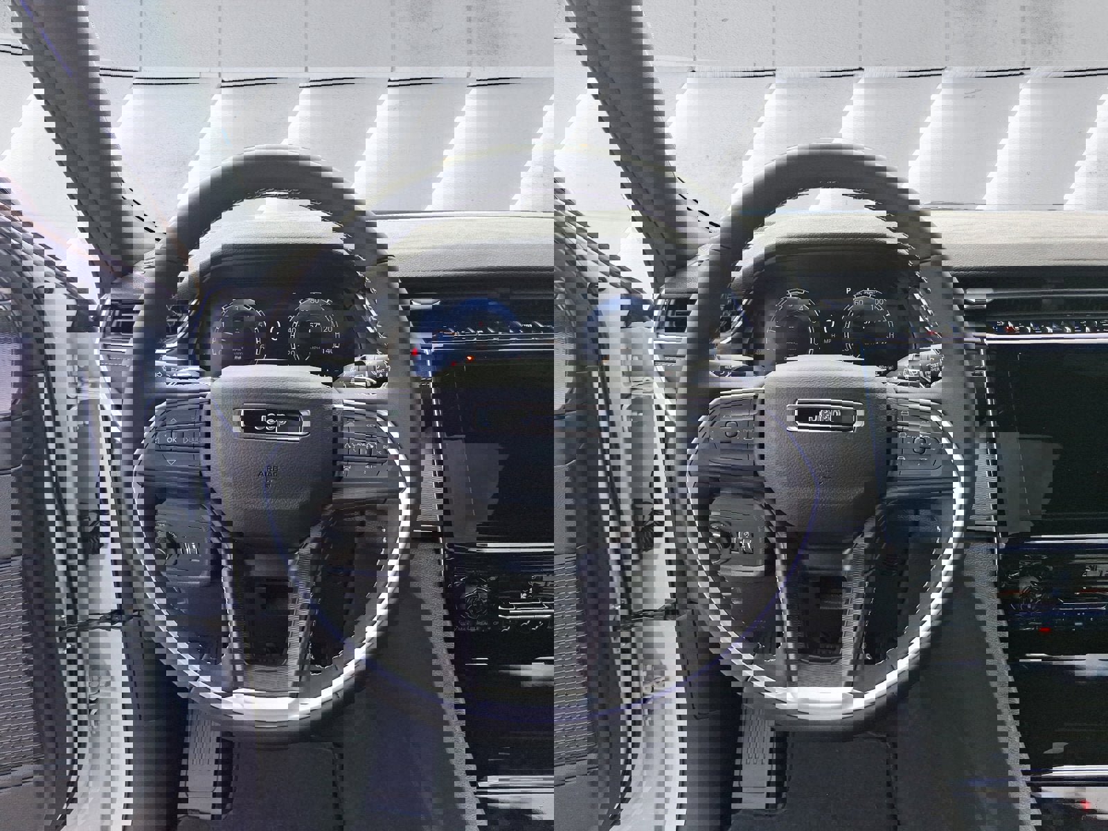 New 2025 Jeep Grand Cherokee L Altitude image 13