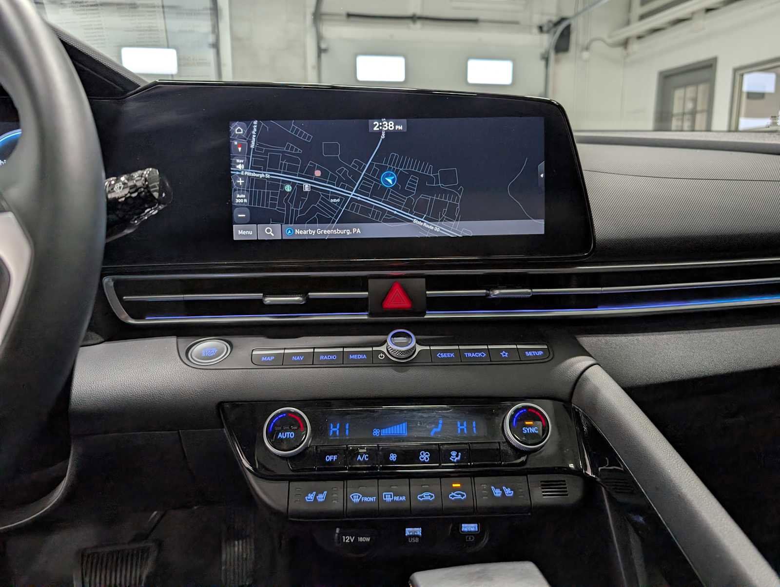 Used 2023 Hyundai Elantra Limited w/ Cargo Package image 31